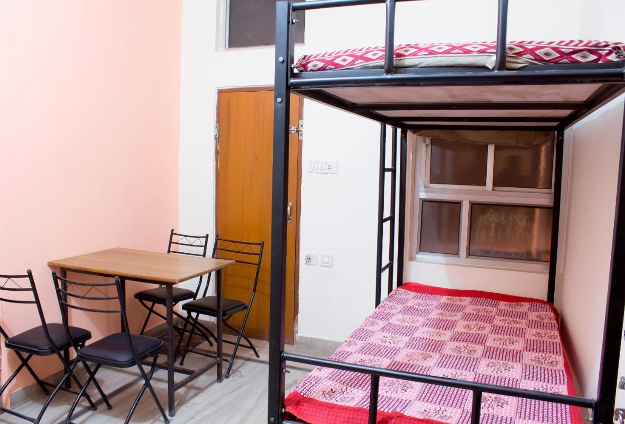 Pink City Hostel Jaipur Exteriör bild