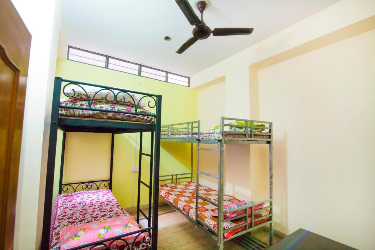 Pink City Hostel Jaipur Exteriör bild