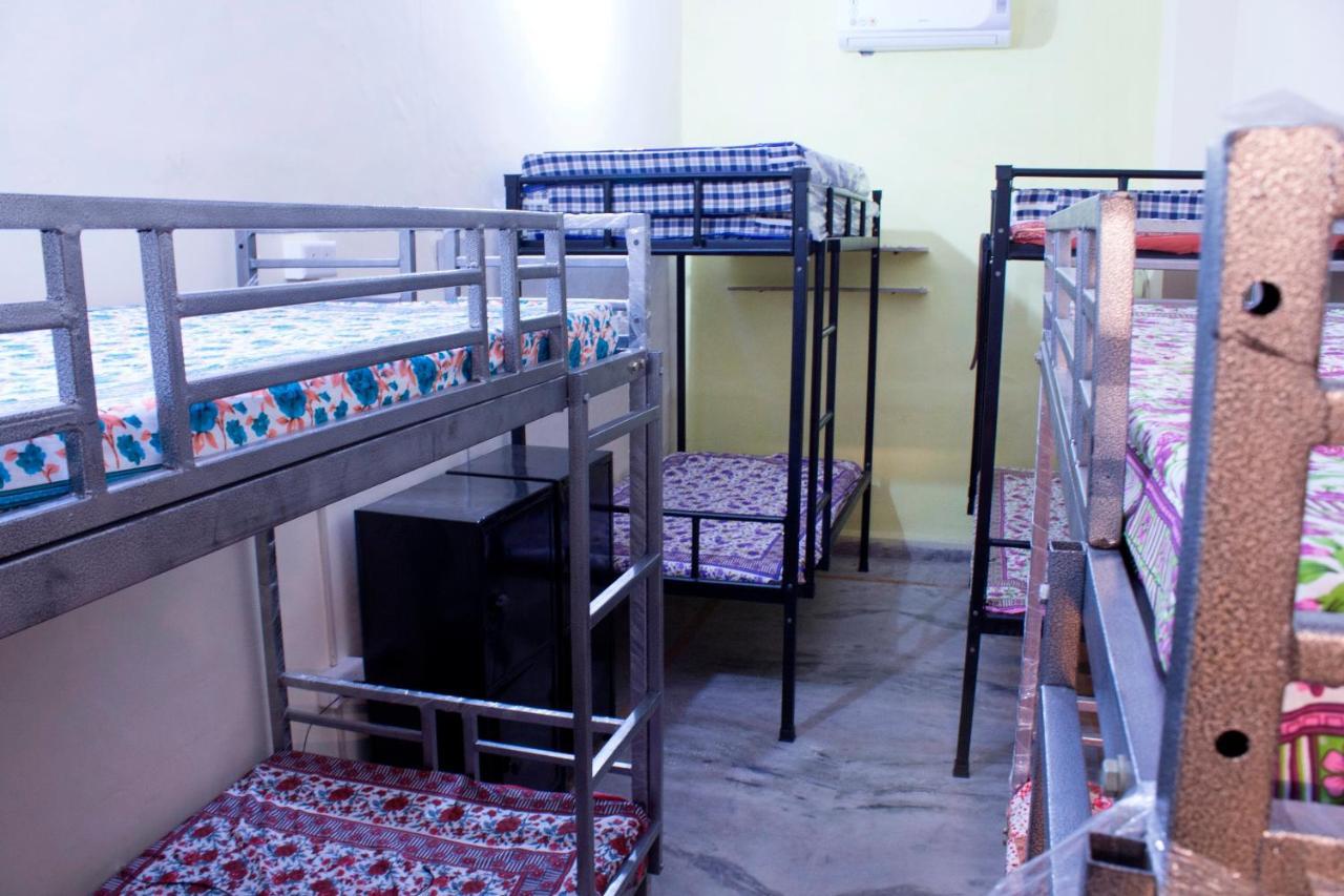 Pink City Hostel Jaipur Exteriör bild